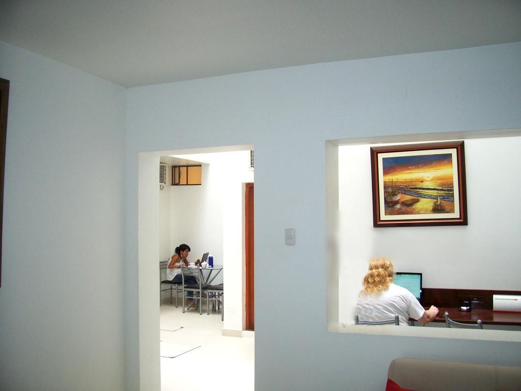 Hotel Casa Cesar Tumbes Exterior photo
