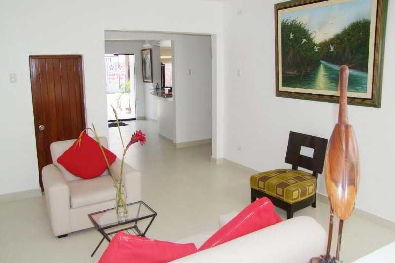 Hotel Casa Cesar Tumbes Exterior photo