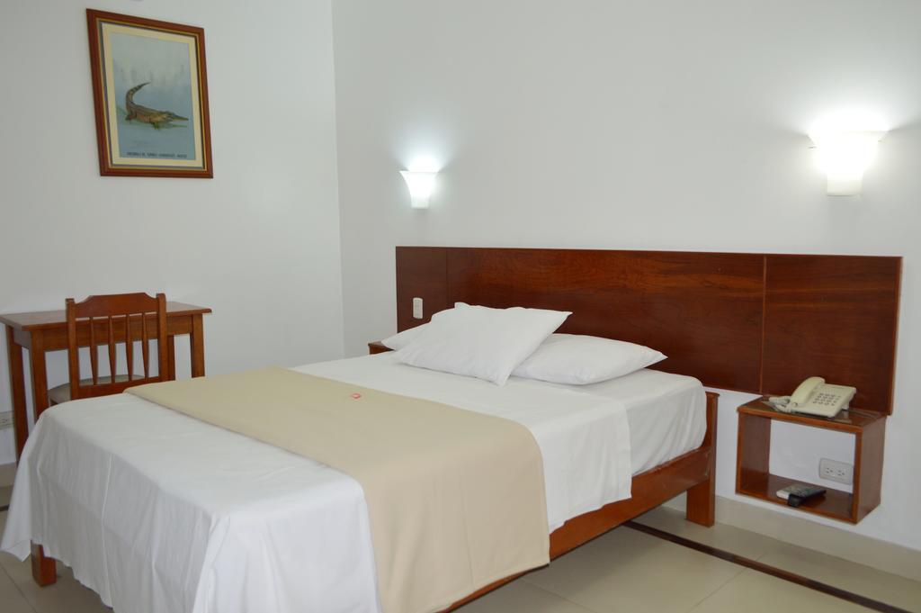Hotel Casa Cesar Tumbes Room photo