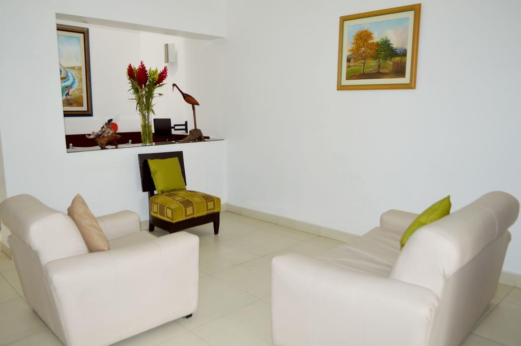 Hotel Casa Cesar Tumbes Exterior photo